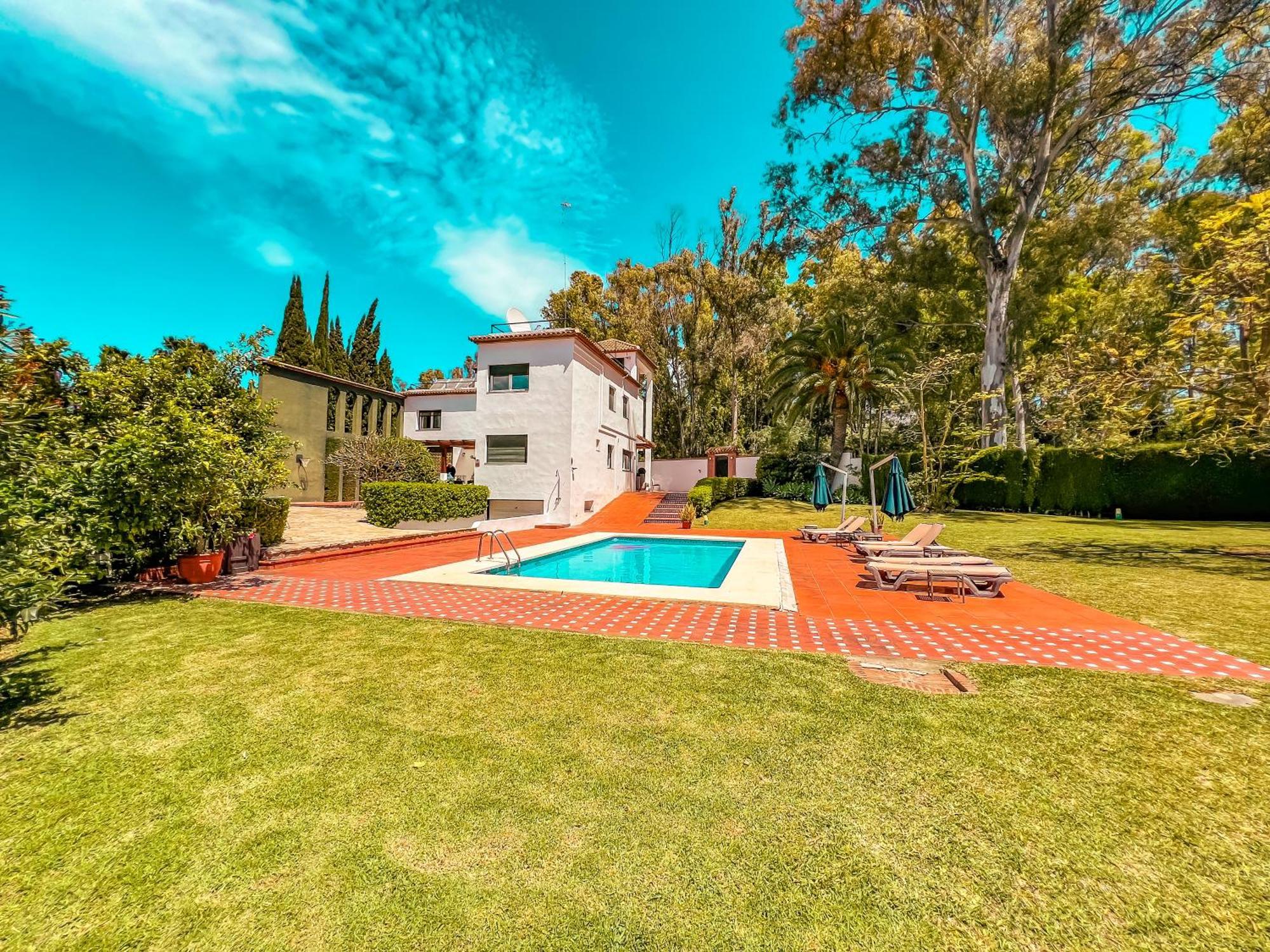 Villa Gran Con Piscina Cerca De Puerto Banus Marbella